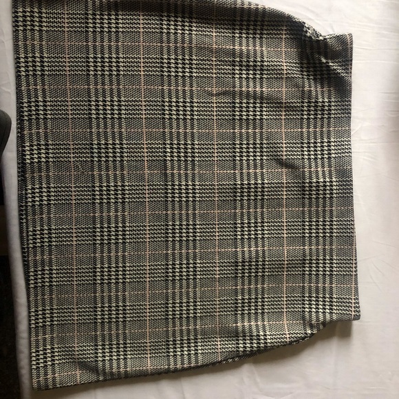 H&M Gingham skirt - Picture 2 of 3
